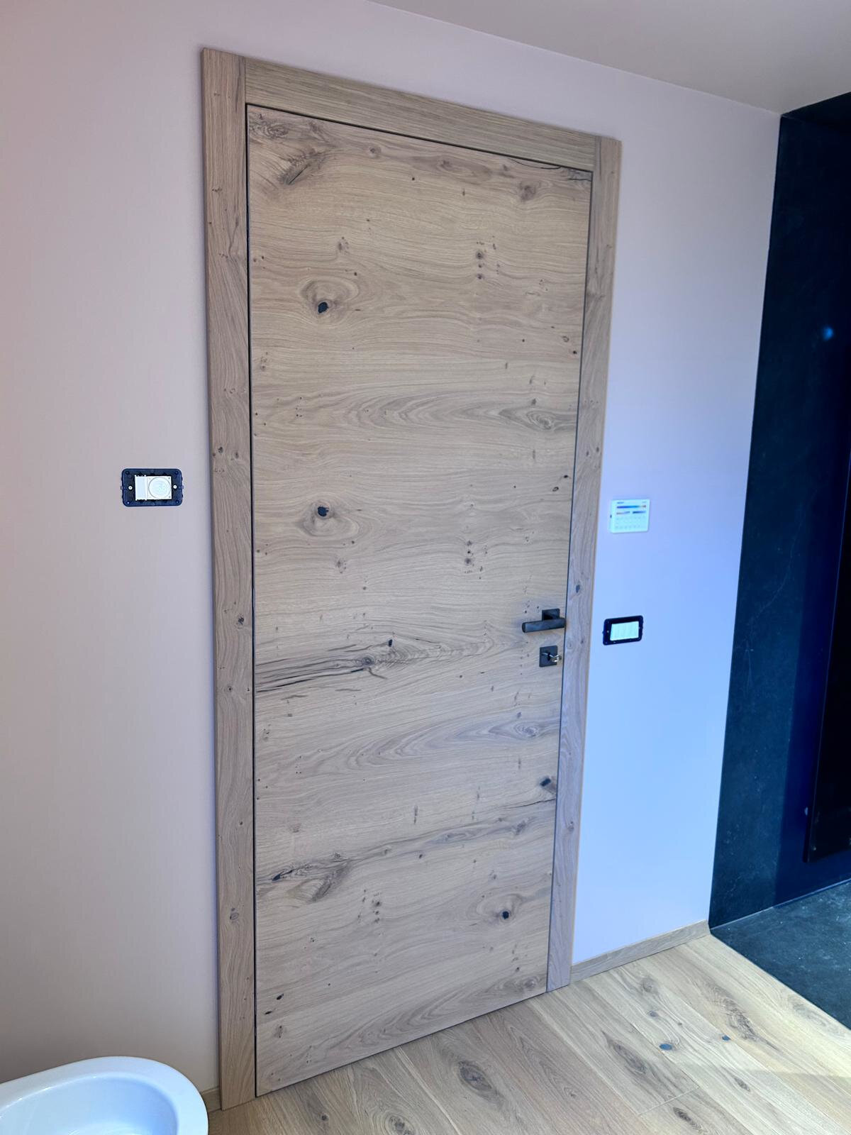 PHOTO-2025-11-28-14-57-16(1)-1200x